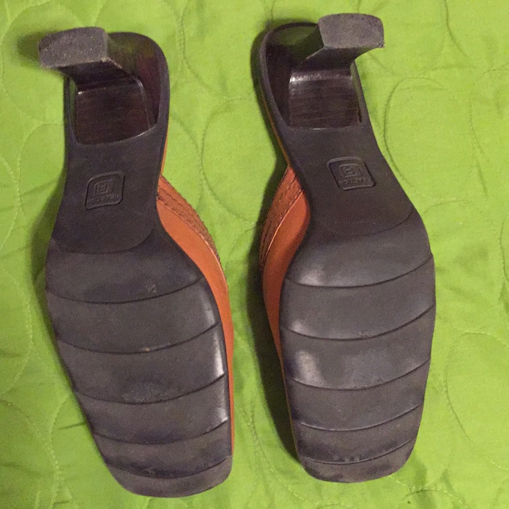 Tan mules - Picture 5 of 5